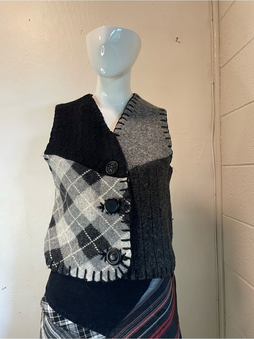 baabaaZuzu Black and Gray Patchwork Vest 100% Vintage Wool